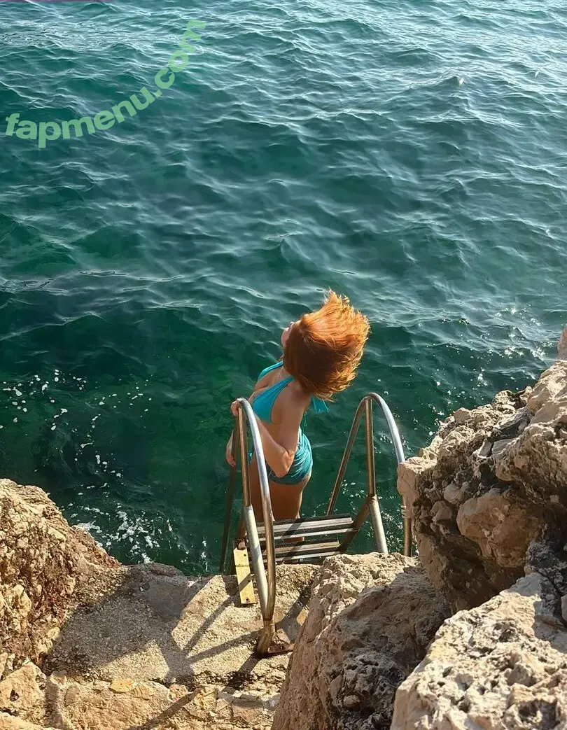 Emily Deyt-Aysage nude photo #0078 (emilydeytaysage / emjayplays)