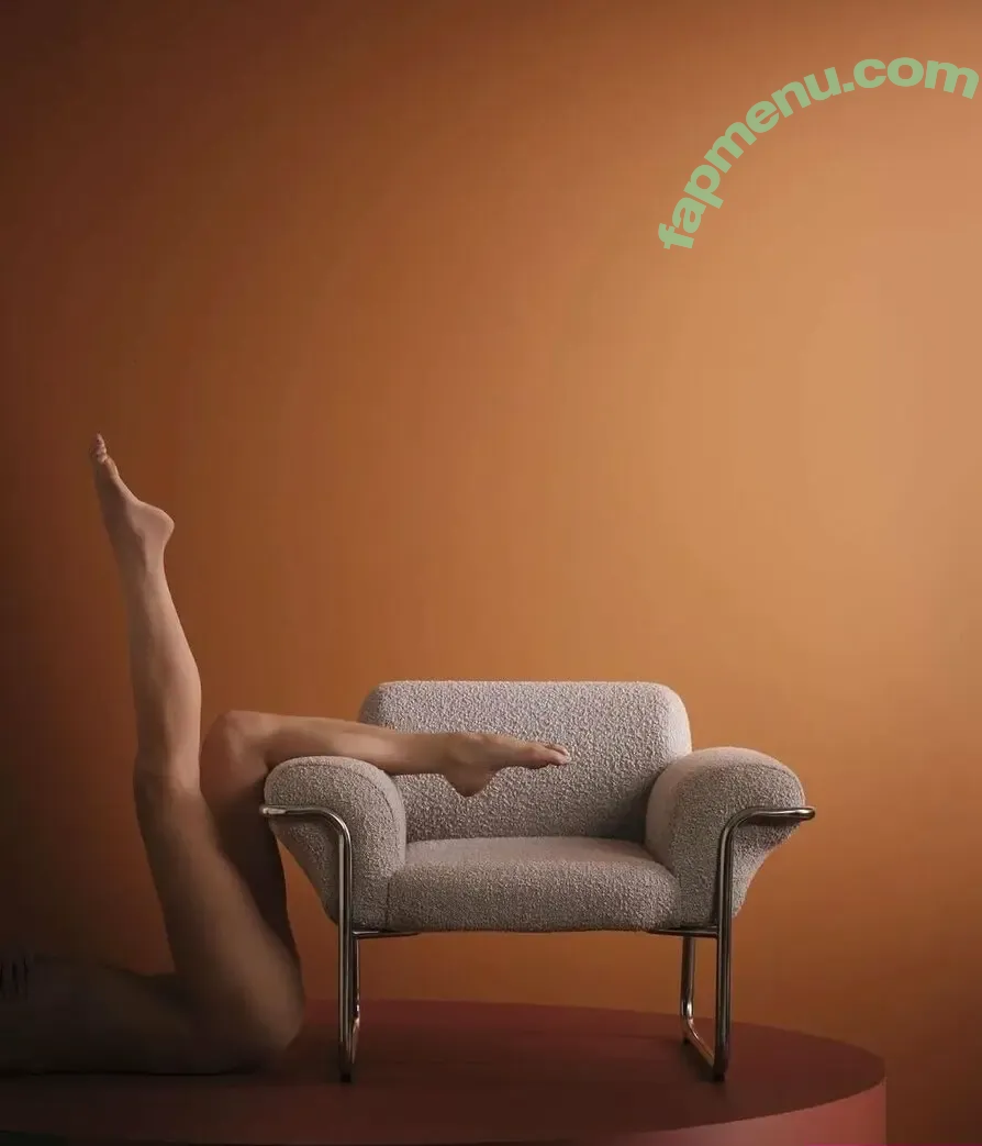 Emily Deyt-Aysage nude photo #0131 (emilydeytaysage / emjayplays)