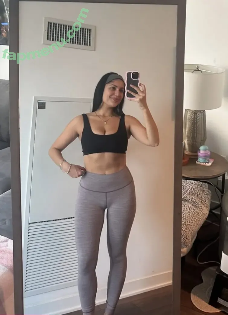 Emily Durham nude photo #0006 (emily.the.recruiter)