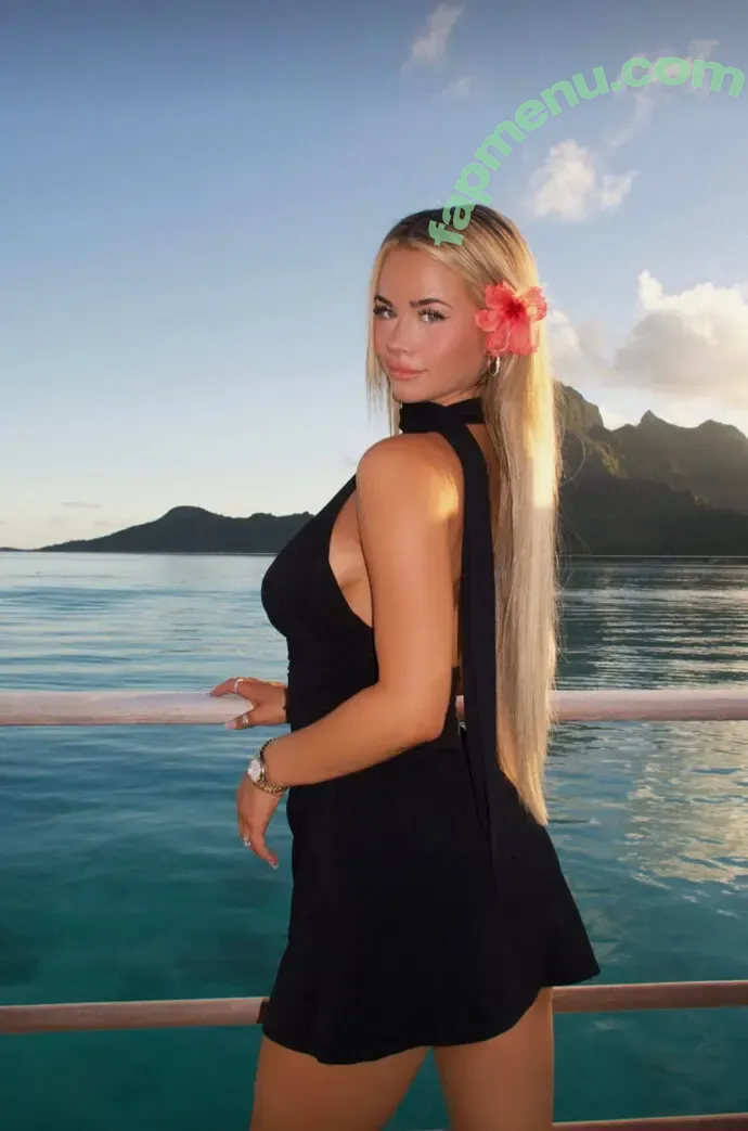 Emily Elizab3th nude photo #0004 (emmilyelizabethh / tabycat.xx)