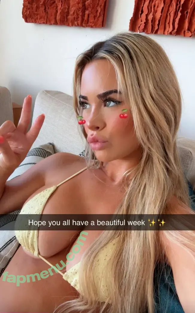 Emily Elizab3th nude photo #0012 (emmilyelizabethh / tabycat.xx)