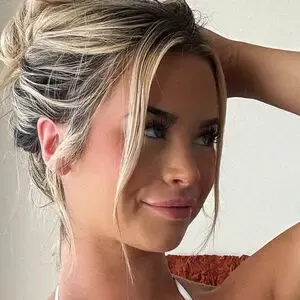 Emily Elizab3th / emmilyelizabethh / tabycat.xx nude photo #0007