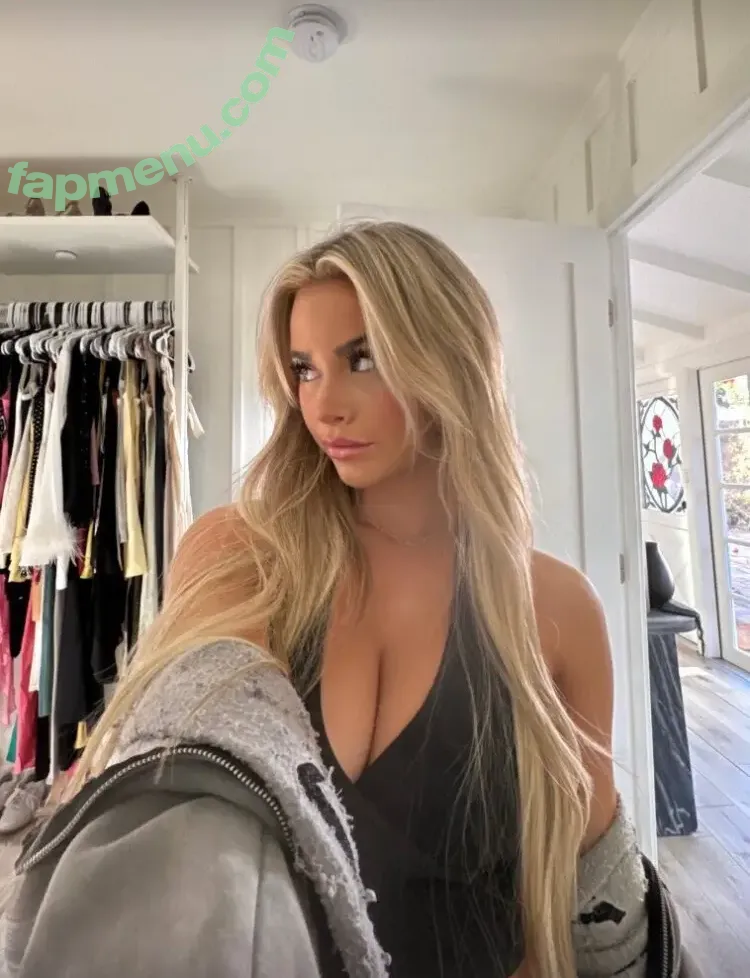 Emily Elizab3th nude photo #0386 (emmilyelizabethh / tabycat.xx)