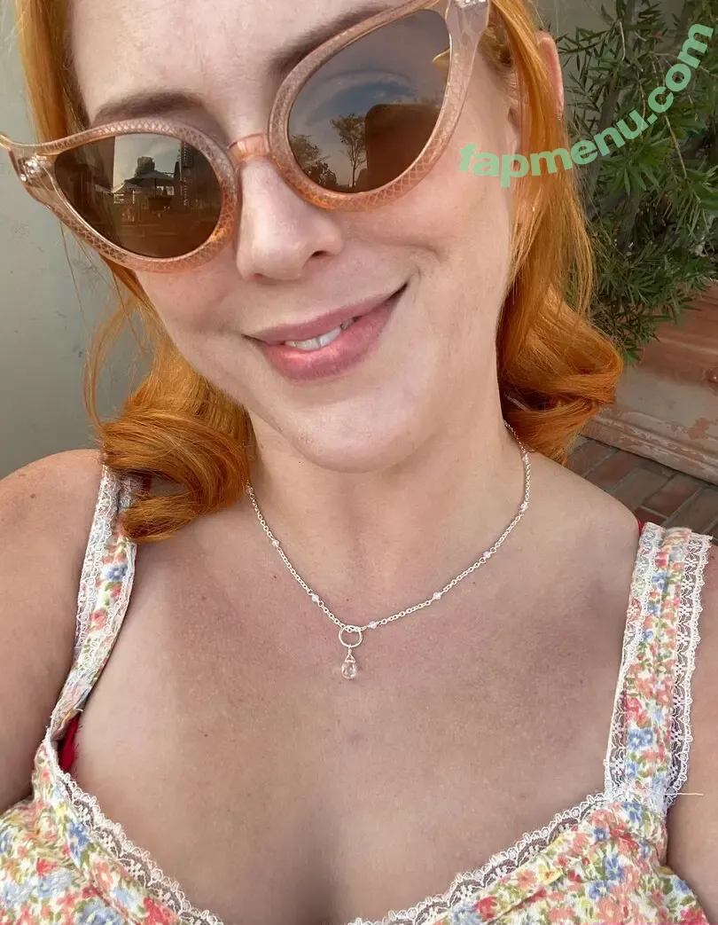 Emily Fleming nude photo #0019 (emflemily)