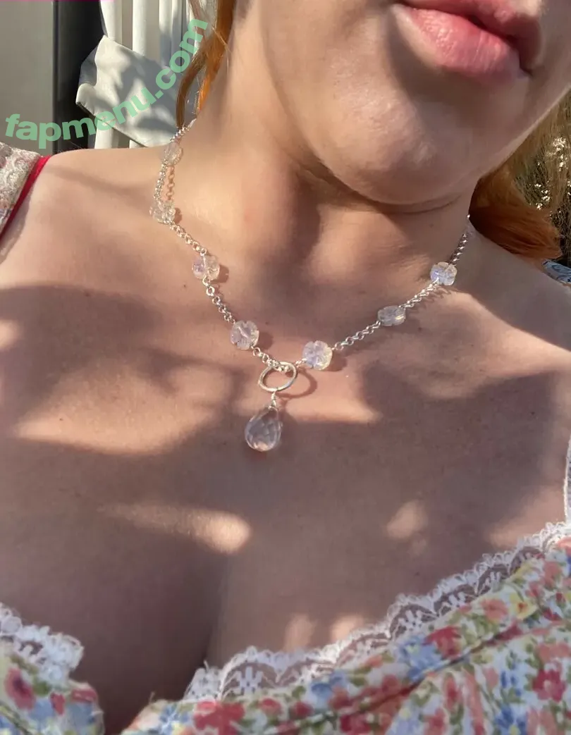 Emily Fleming nude photo #0020 (emflemily)