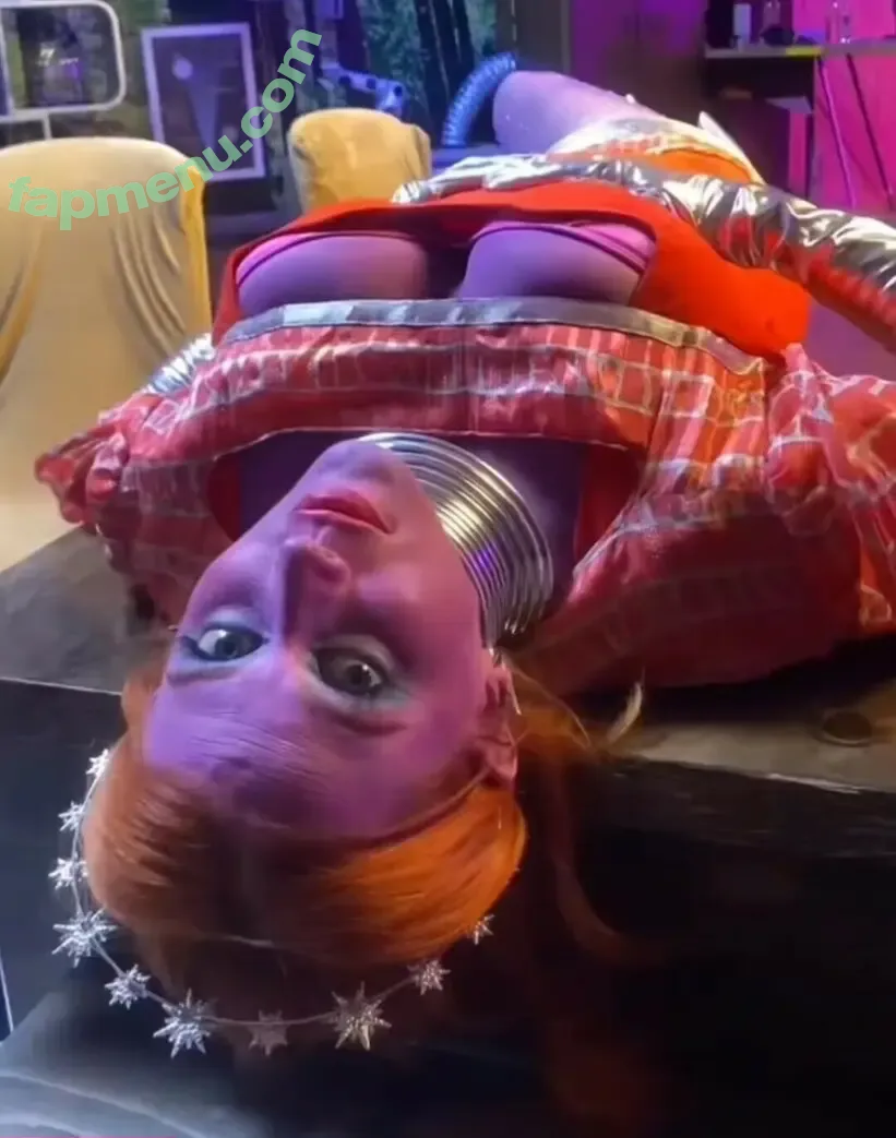 Emily Fleming nude photo #0031 (emflemily / from mythical)