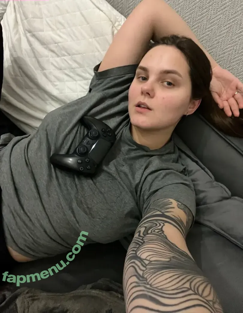 emily_foster nude photo #0011 (emily.a.foster)