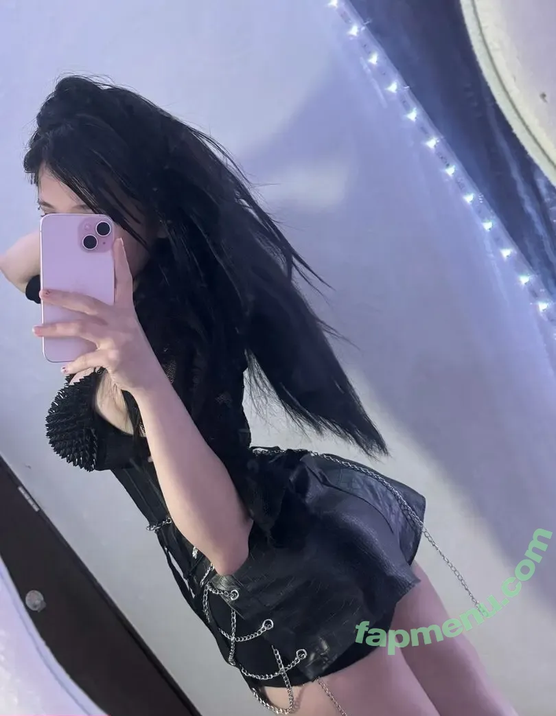 emily_g0th nude photo #0089 (Emily Barajas / emicita)