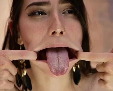 Emily Grey / Emilygrey_ / emilygreyunderway nude photo #0166