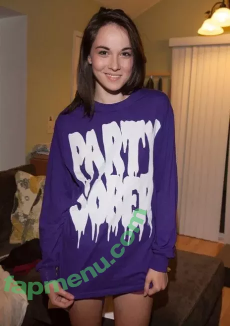 Emily Grey nude photo #0249 (Emilygrey_ / emilygreyunderway)