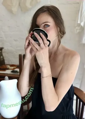 Emily Hall / emilyhallfree / heyemilyhall nude photo #0059