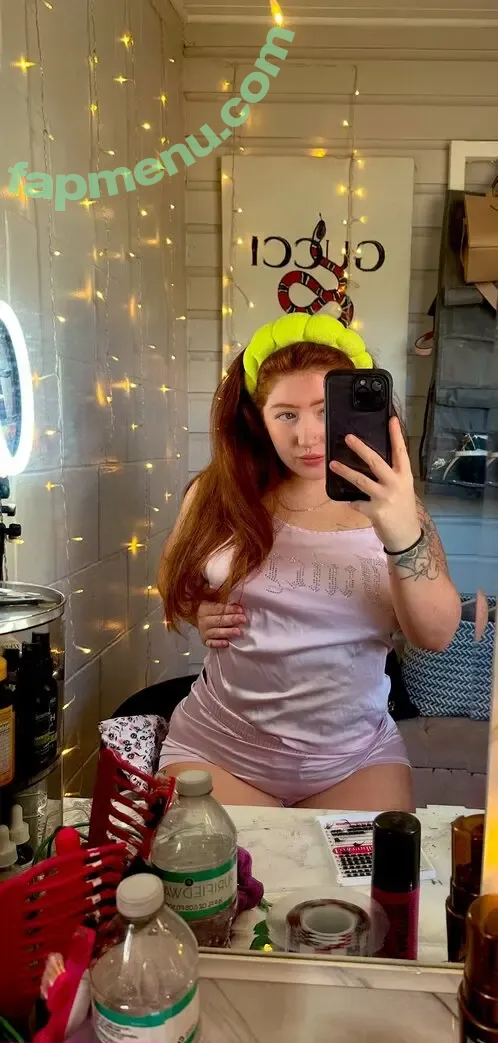 Emily Hensley nude photo #0010 (babygingerxo / emily_hensley_)