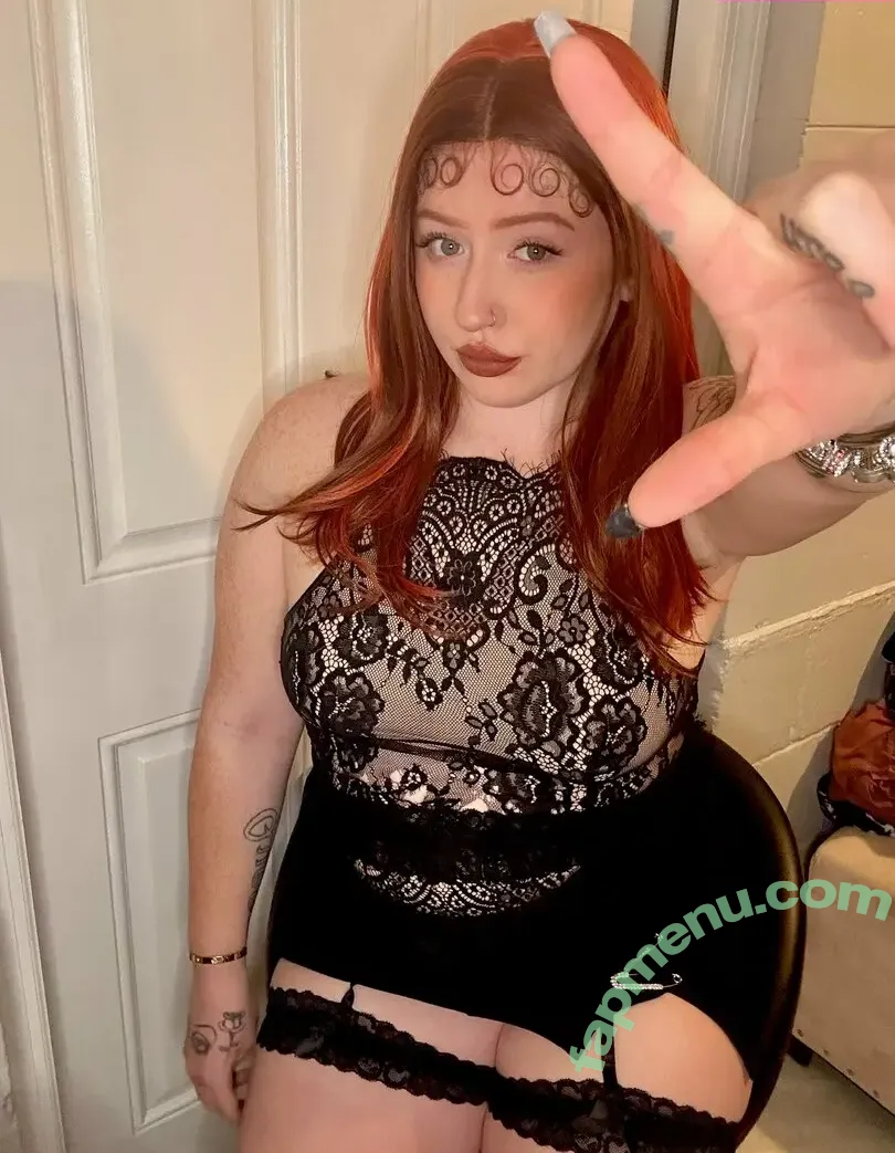 Emily Hensley nude photo #0047 (babygingerxo / emily_hensley_)