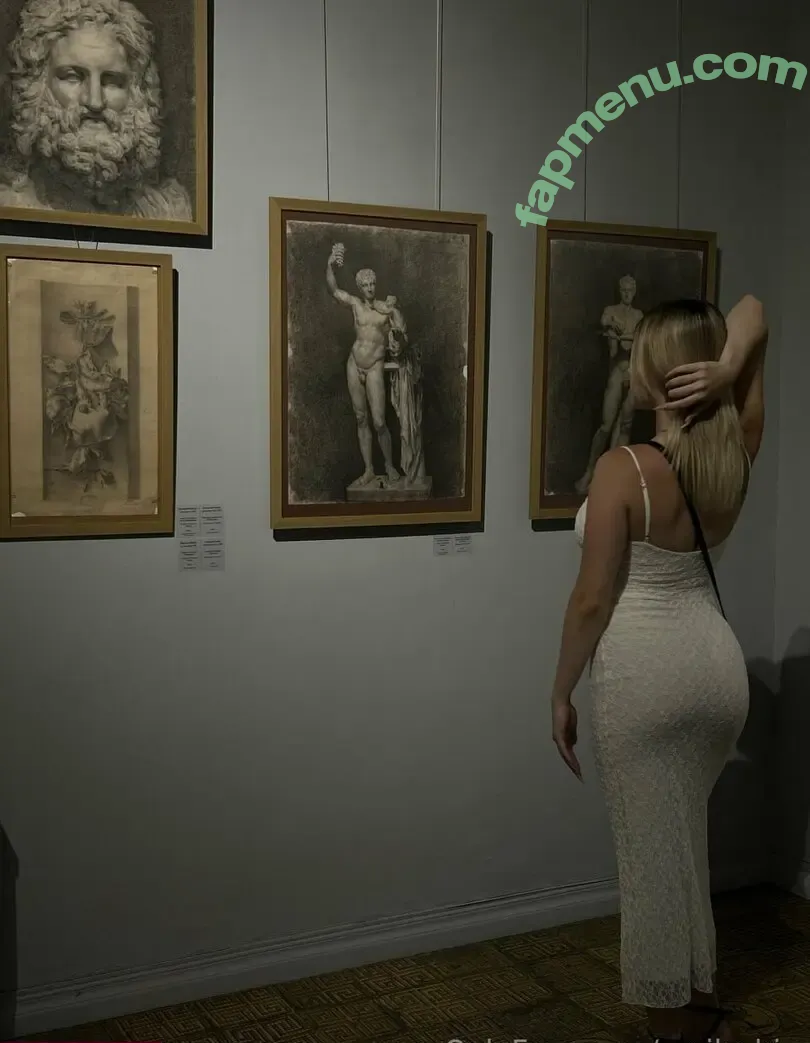 emily_hix nude photo #0061 (RadiantGoddessGlow / emilyy_hix)