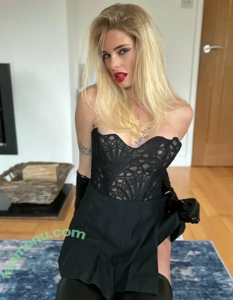 Emily Jane Deeley nude photo #0084 (emilyjanedeeley / zaradeeley)