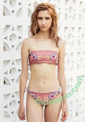 Emily Kasten / emilykasten nude photo #0027