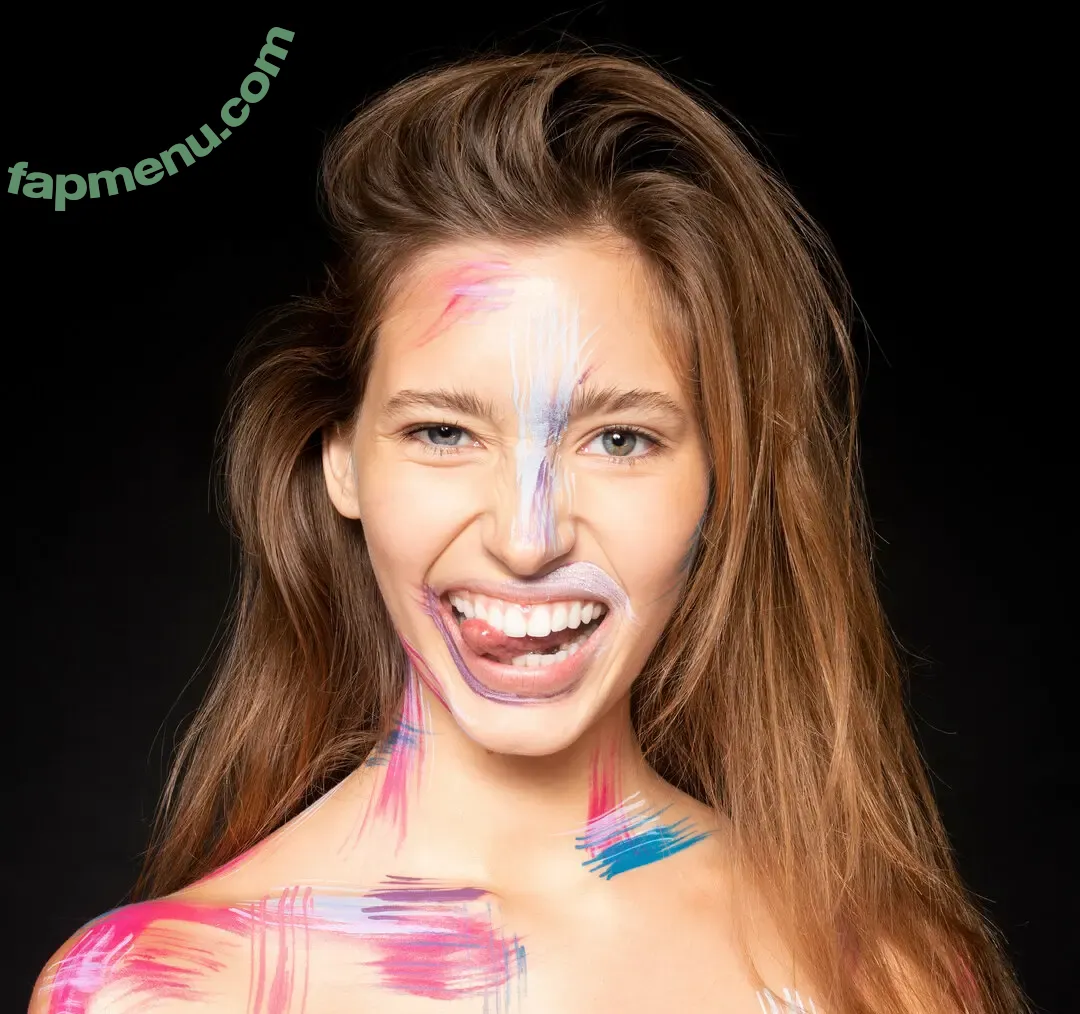 Emily Kasten nude photo #0036 (emilykasten)