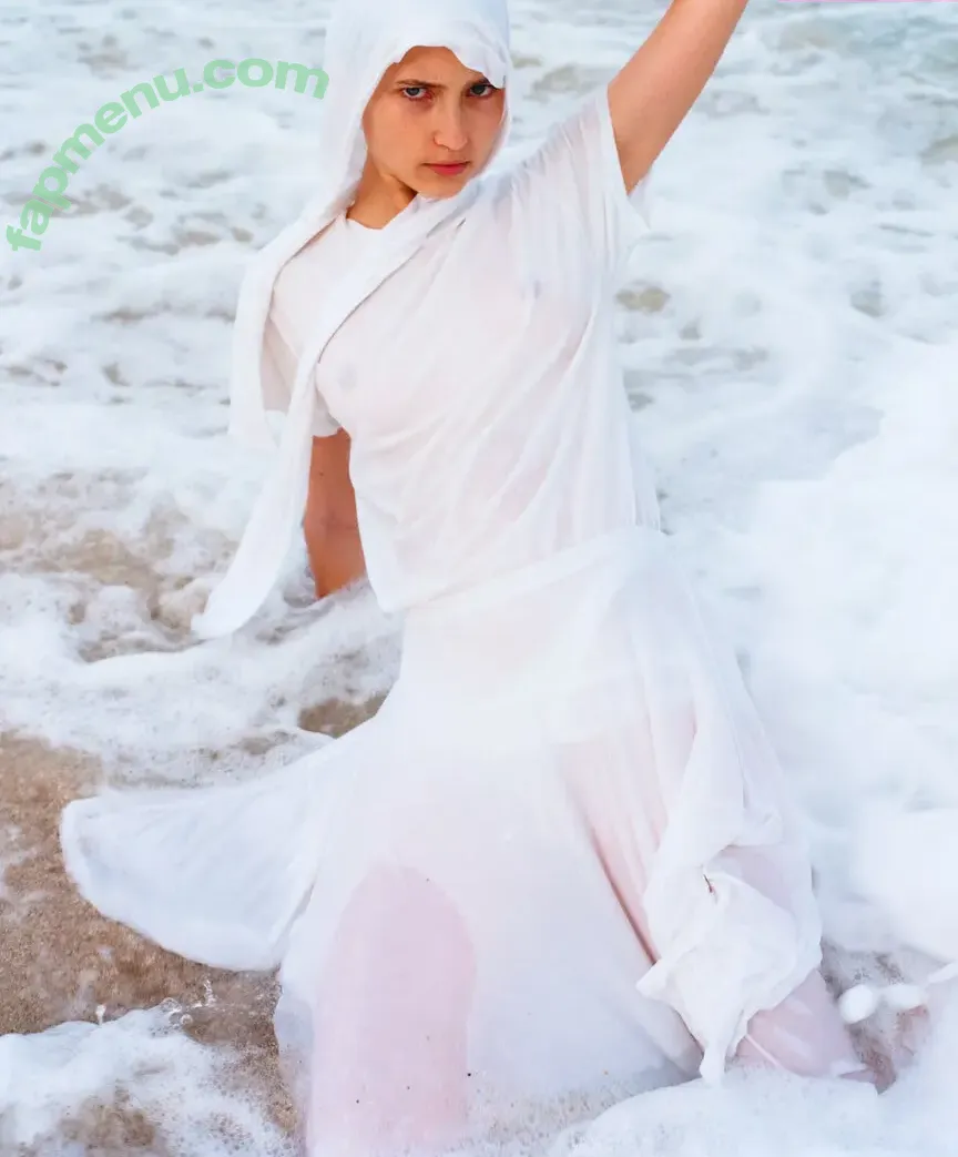 Emily Kasten nude photo #0054 (emilykasten)