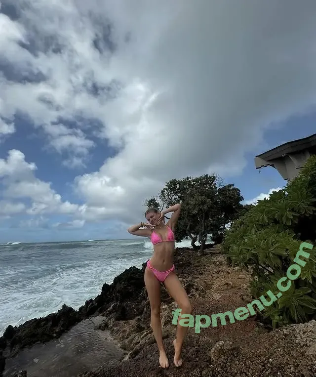 Emily Kelavos nude photo #0007 (emilykelavos)