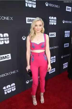 Emily Kinney / emmykinney nude photo #0100