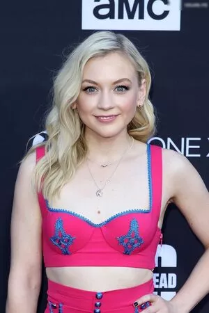 Emily Kinney / emmykinney nude photo #0108