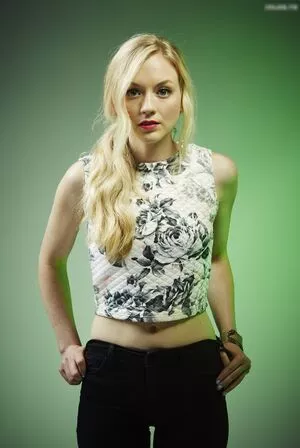 Emily Kinney / emmykinney nude photo #0136