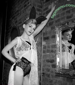 Emily Kinney / emmykinney nude photo #0251