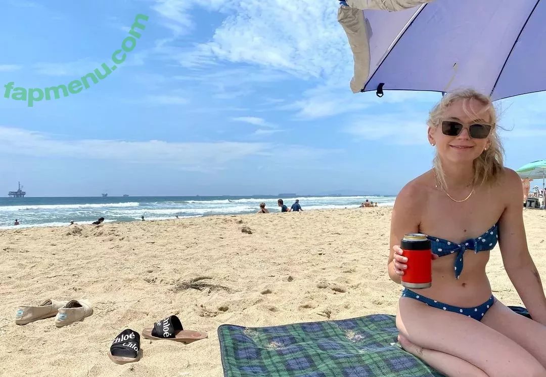 Emily Kinney nude photo #0002 (emmykinney)