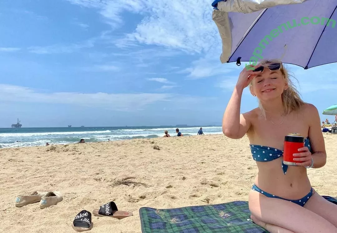 Emily Kinney nude photo #0003 (emmykinney)