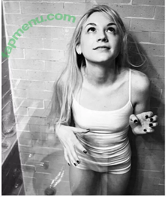 Emily Kinney nude photo #0006 (emmykinney)