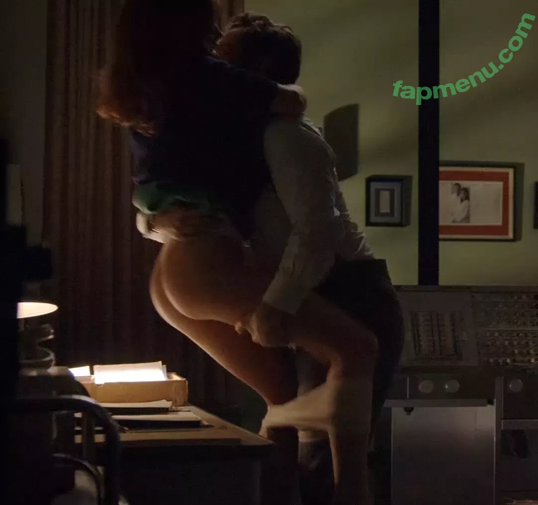 Emily Kinney nude photo #0013 (emmykinney)