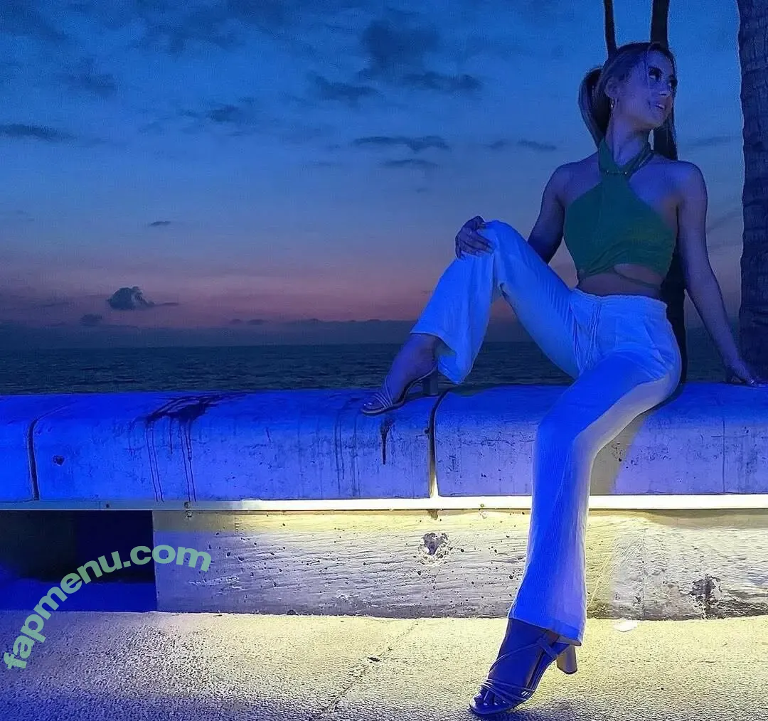 Emily Landon nude photo #0038 (emilyylandon)