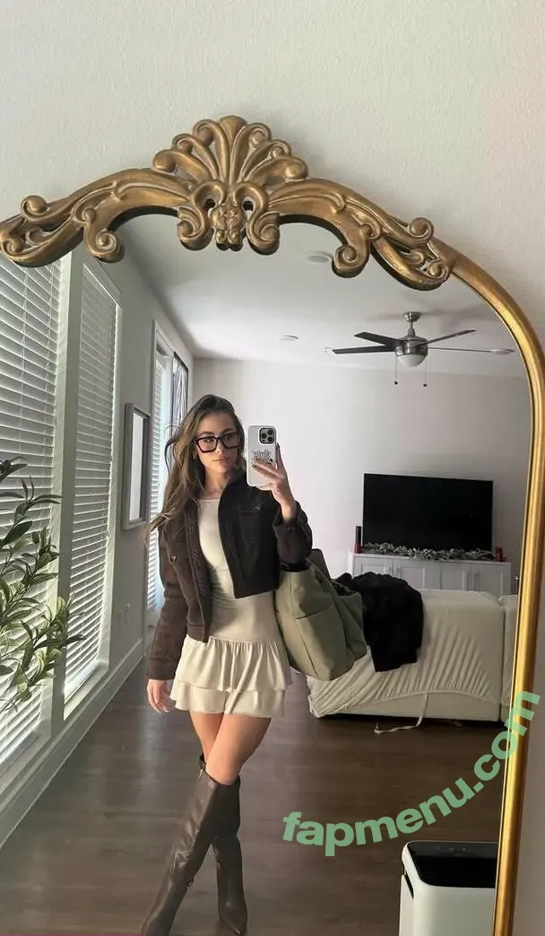 Emily Landon nude photo #0048 (emilyylandon)