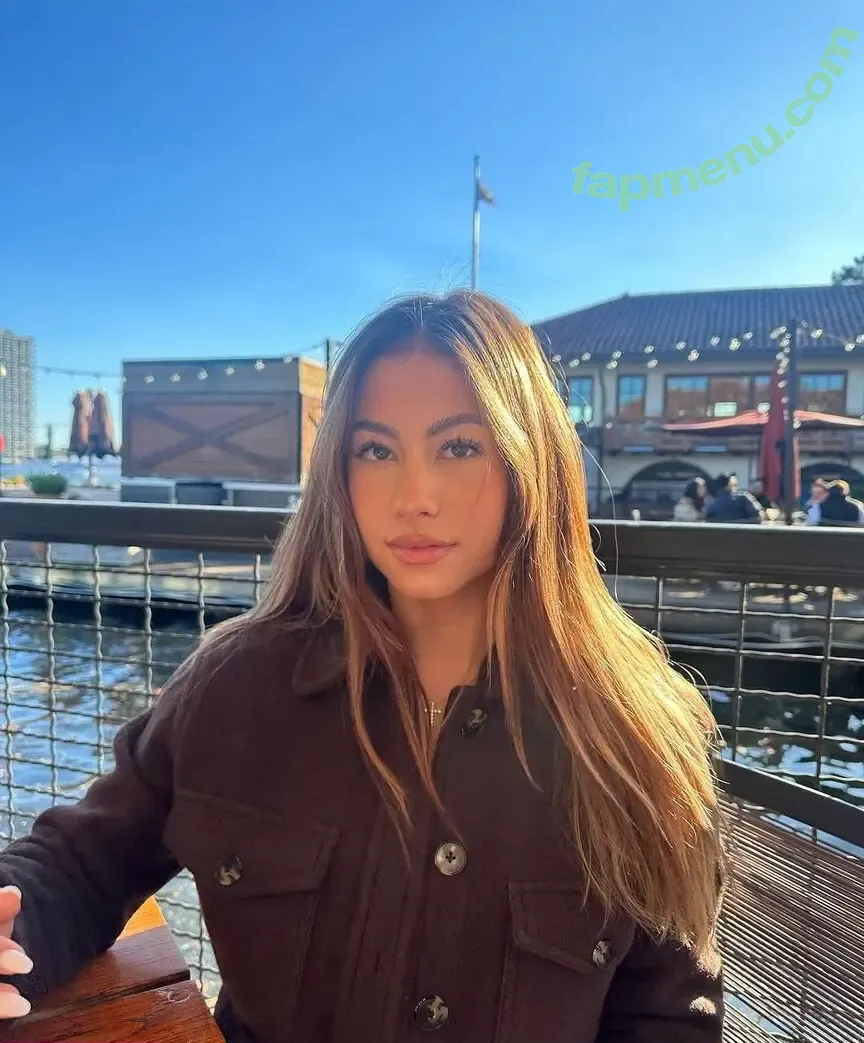 Emily Landon nude photo #0054 (emilyylandon)