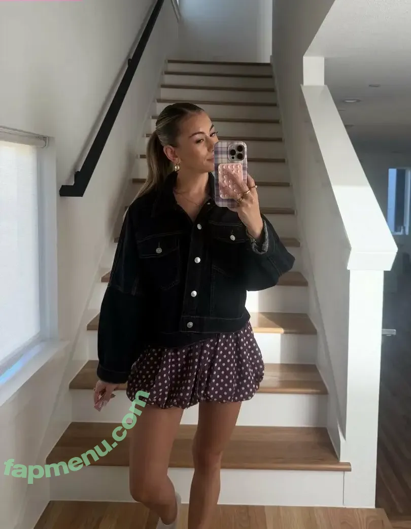 Emily Landon nude photo #0064 (emilyylandon)