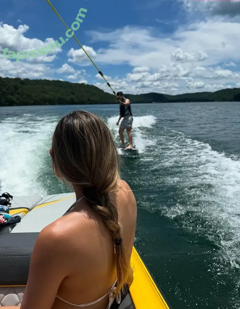 Emily Landon nude photo #0065 (emilyylandon)