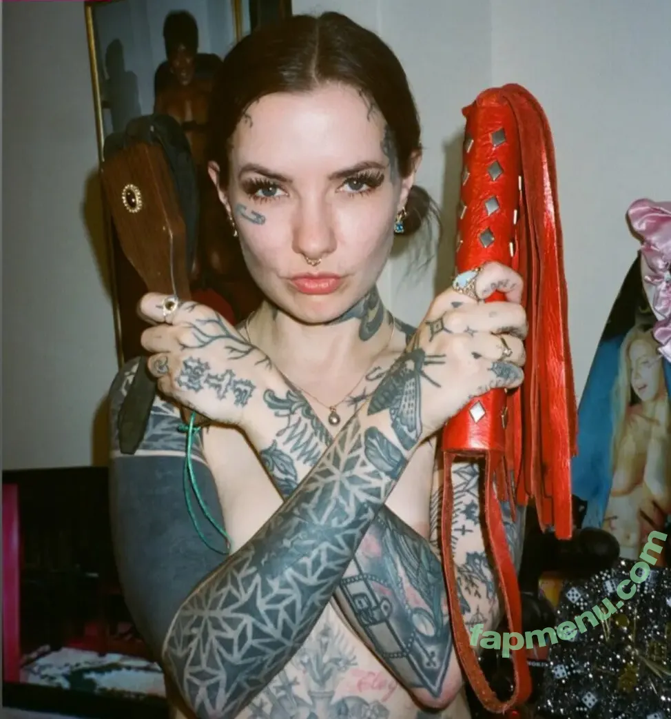 Emily Malice nude photo #0101 (emilymalice / missemilymalice)