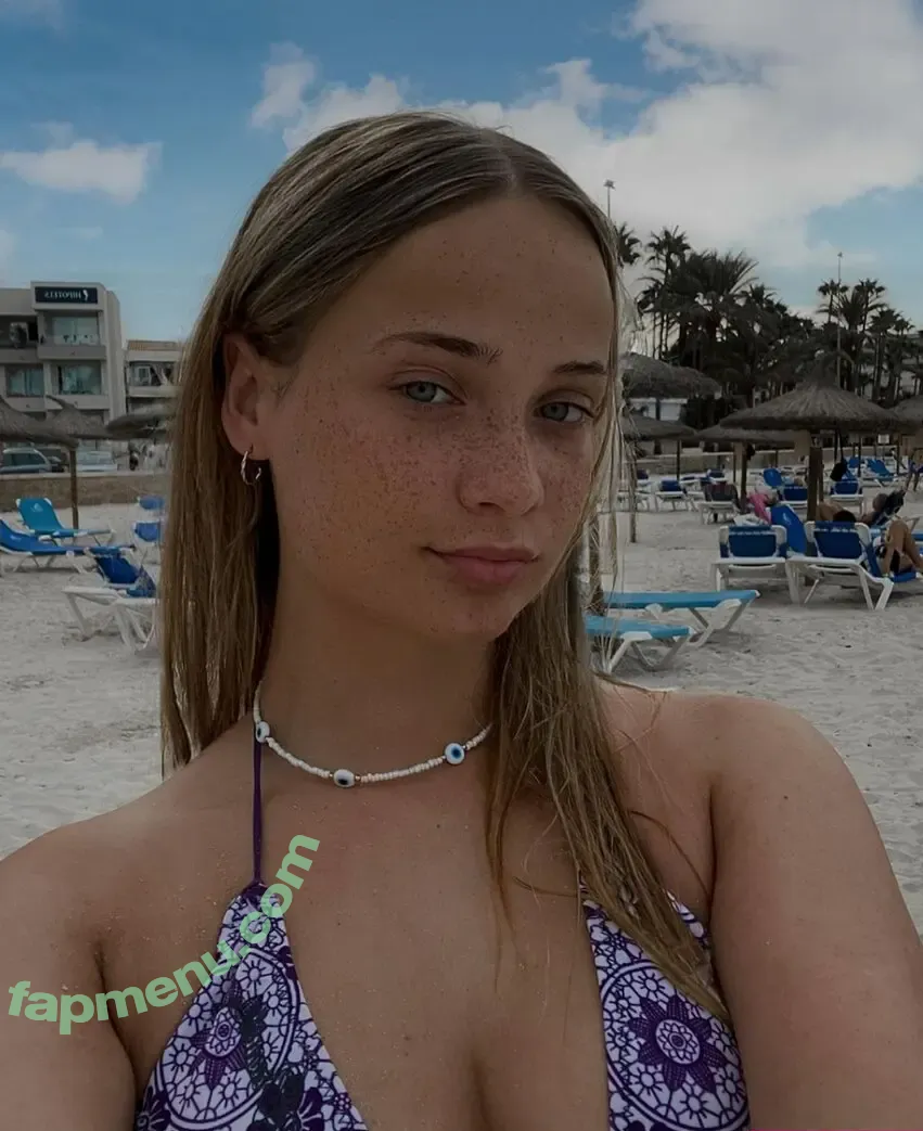 Emily Marie Neumann nude photo #0005 (emilymarieneumann)