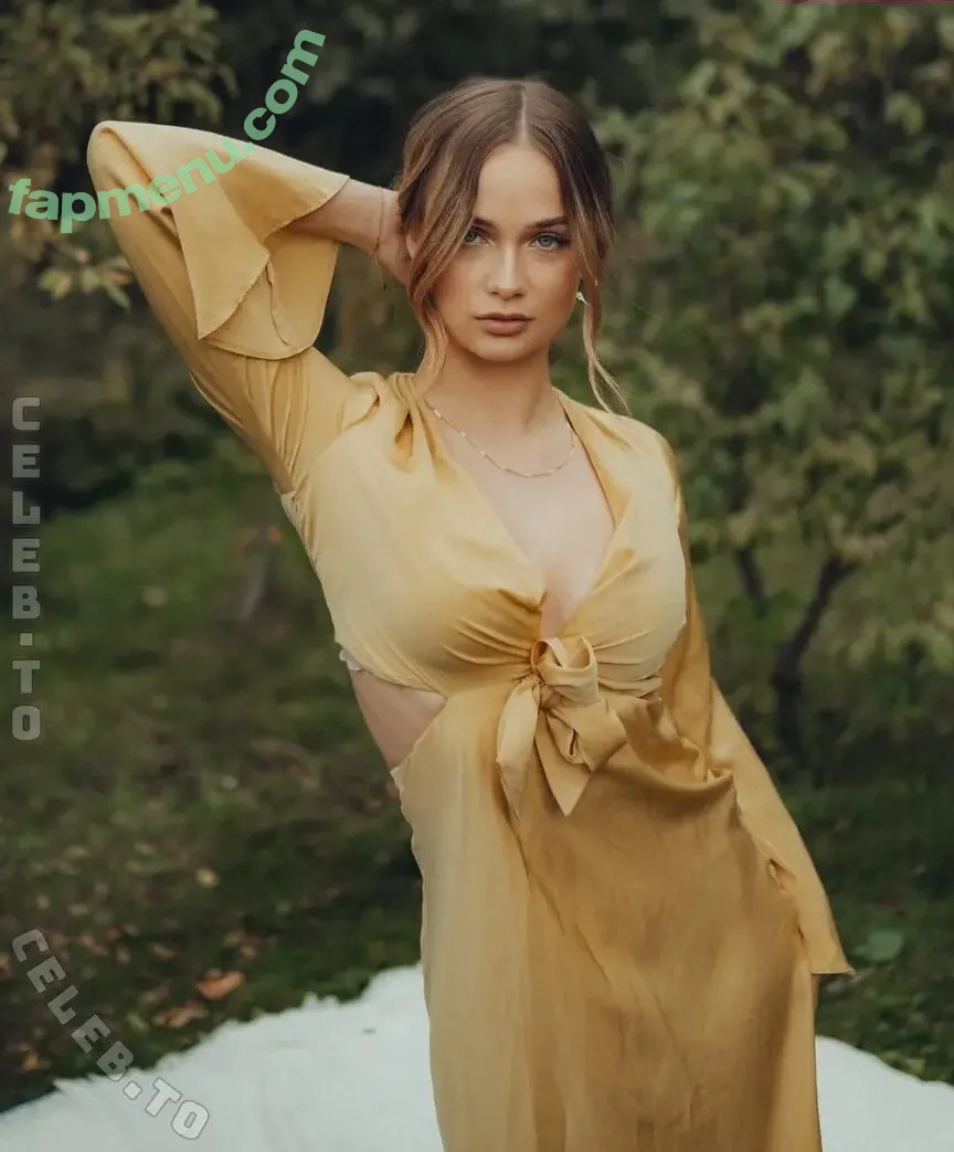 Emily Marie Neumann nude photo #0106 (emilymarieneumann)