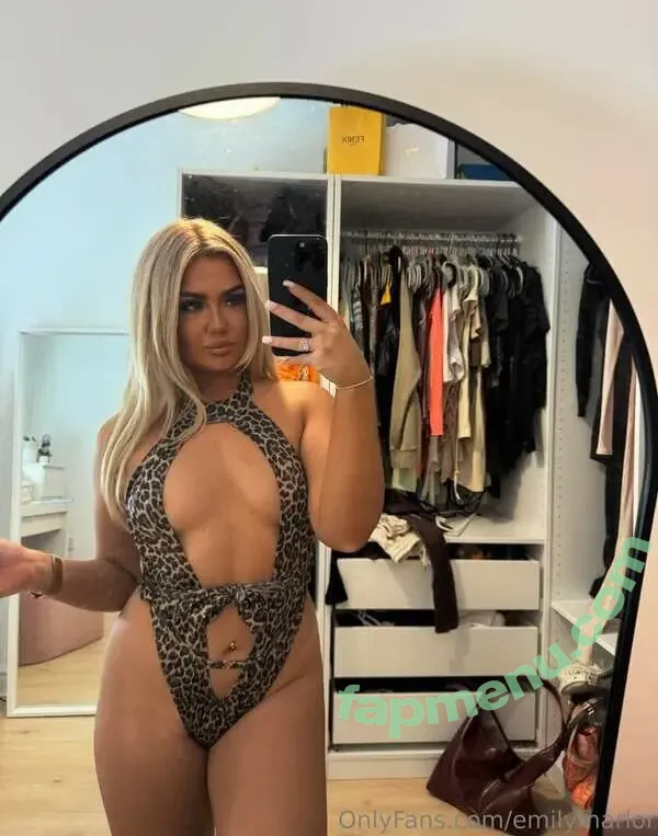 Emily Marlor nude photo #0116 (emilymarlor / emilymarlorx)