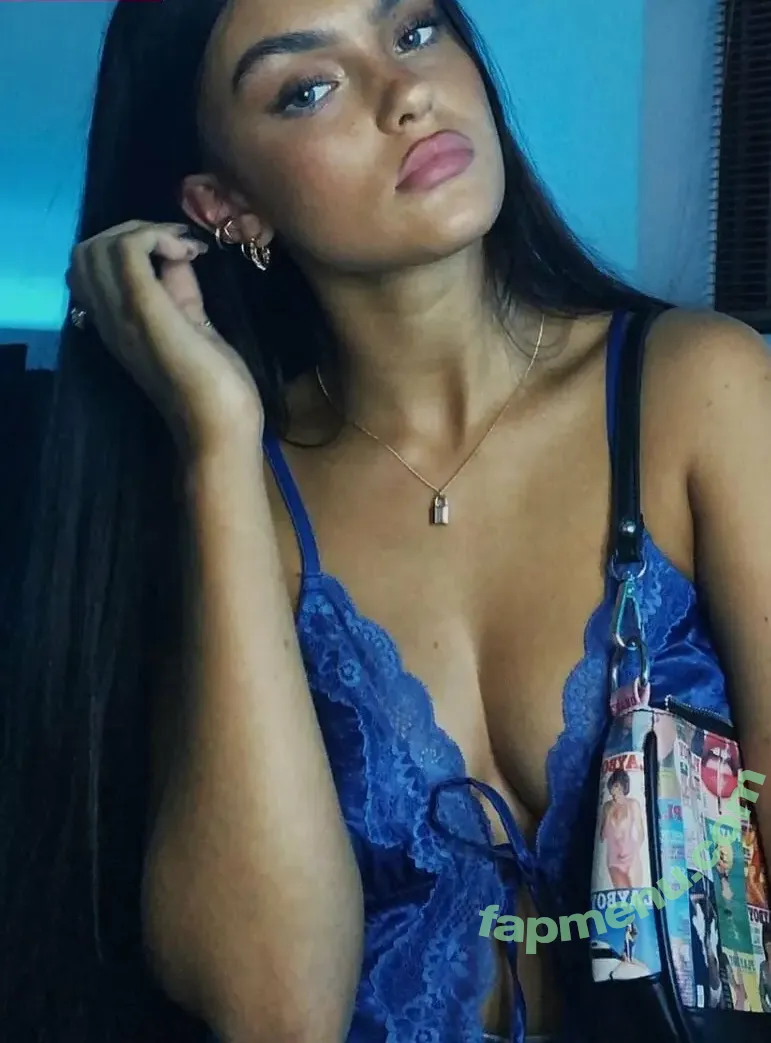 Emily May nude photo #0067 (itsmeemily96 / xonlyemilyx)