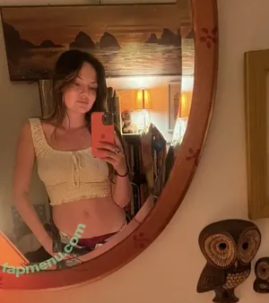 Emily Meade / need4meade nude photo #0009