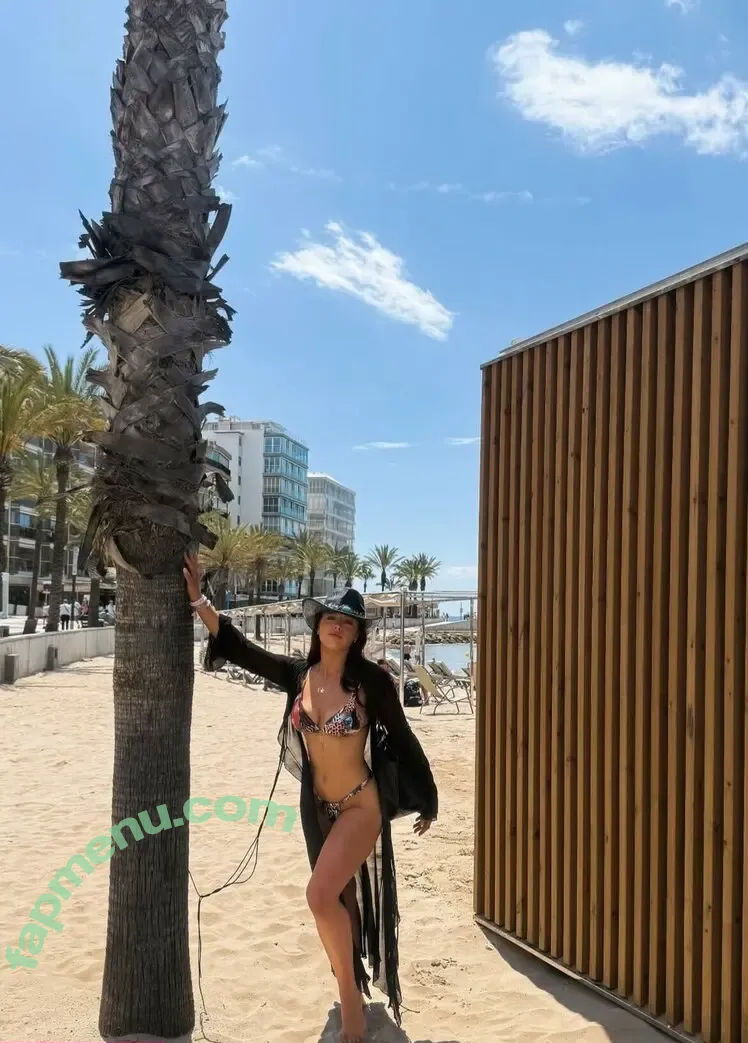 Emily Monks nude photo #0017 (EmilyMonks / emilymonks1)