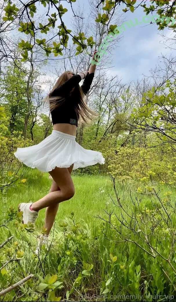 emily_murr nude photo #0054 (emily.murr)