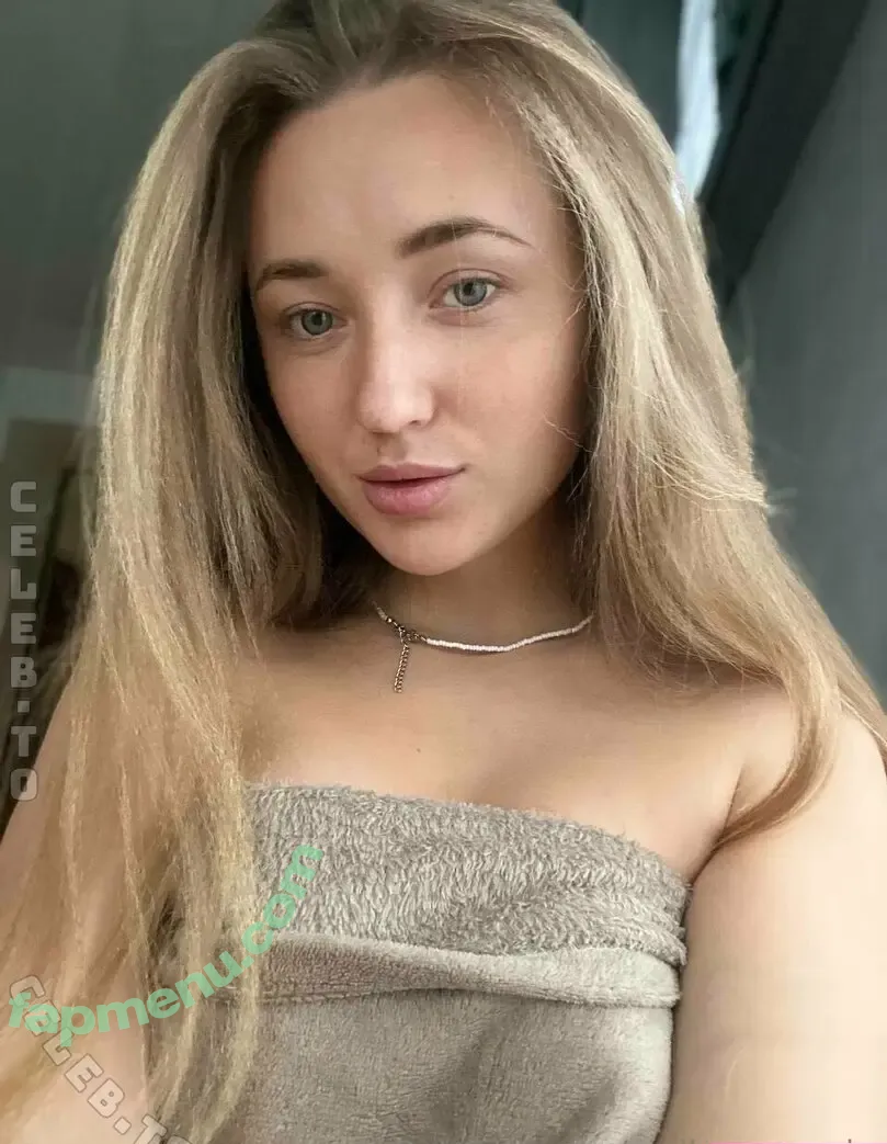 emily_murr nude photo #0077 (emily.murr)