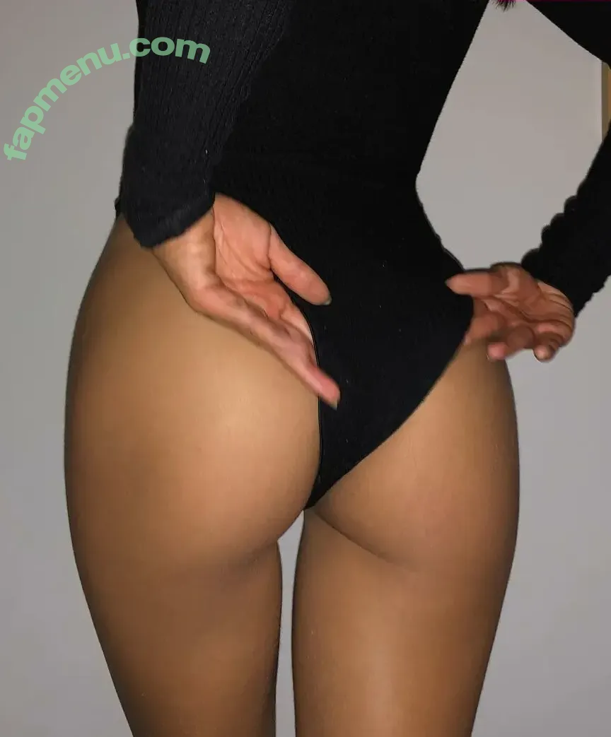 Emily Oberg nude photo #0009 (emilyoberg)