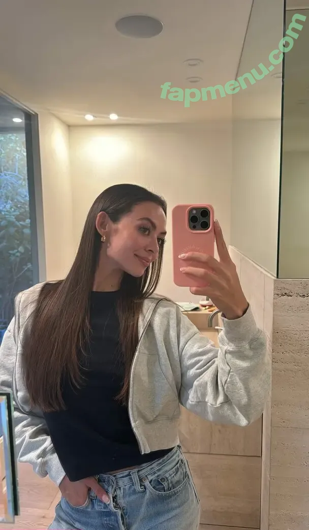Emily Oberg nude photo #0097 (emilyoberg)