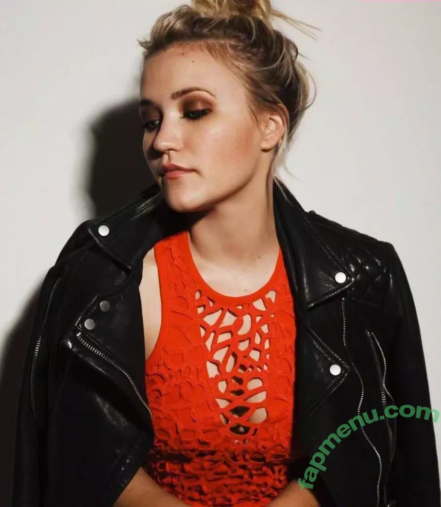 Emily Osment nude photo #0151 (emilyosment / laurenx687)