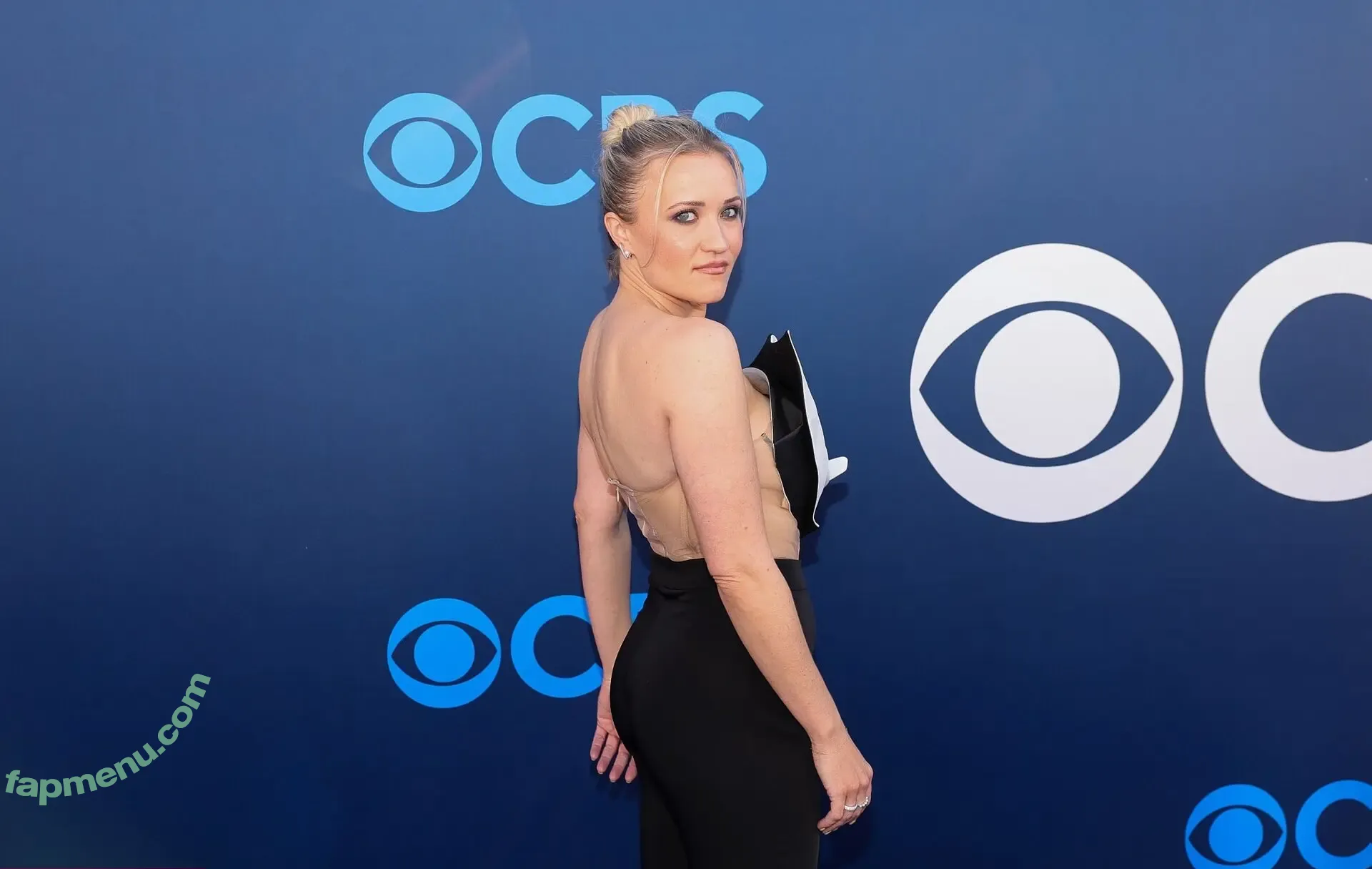 Emily Osment nude photo #0643 (emilyosment / laurenx687)