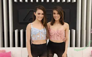 Emily Pink / emily_pink / emily_pink_x / emily_pinkx nude photo #0817